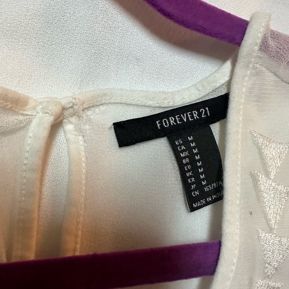 Forever 21 White Beaded Sleeveless Top - Picture 2 of 3